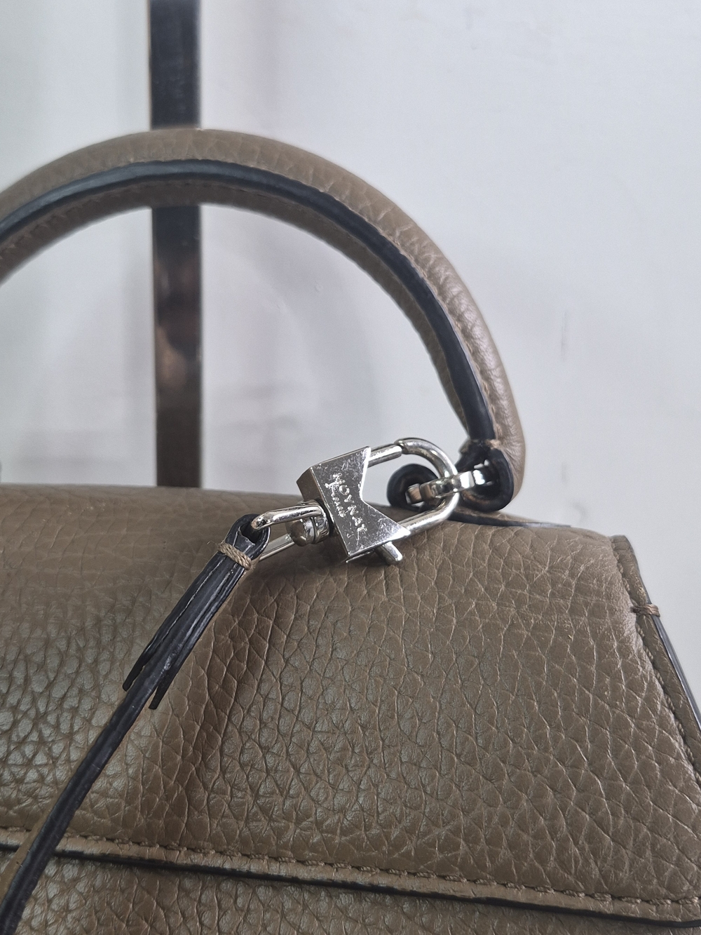 Moyna Taupe Structured Leather Top-Handle Bag with Removable Strap - Picture 9 of 16